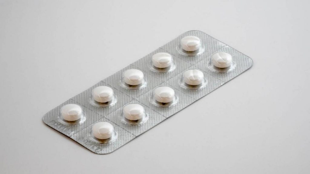 A fost aprobat primul medicament care vindeca migrenele cronice in mai putin de 2 ore