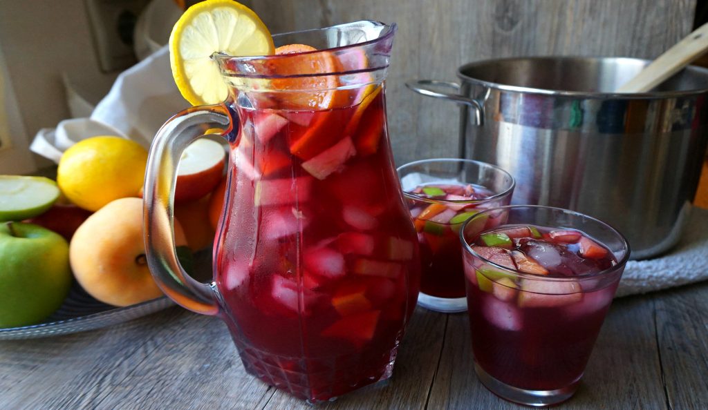 Cum se prepara sangria?