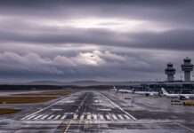 Drone suspecte deasupra Finlandei. Traficul pe aeroportul din Helsinki, suspendat