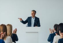 Viktor Orban, reales la conducerea Fidesz cu o majoritate covârșitoare, în ciuda înfrângerii în alegeri