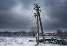 Vremea extremă în România: Peste 2.800 de consumatori din Harghita au rămas fără energie electrică